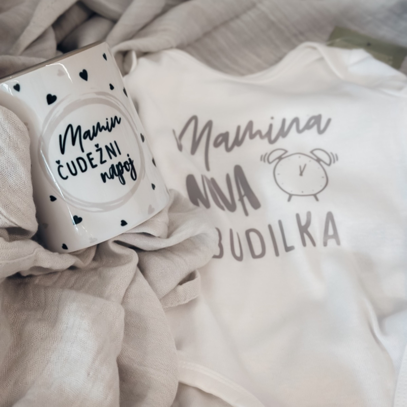 Mamina nova budilka
