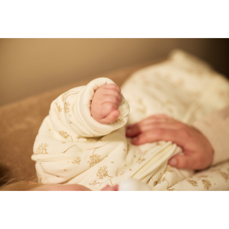 Kremasto bijela vreća za spavanje s rukavima LEAFY DREAMS 6-18 m, Jollein 