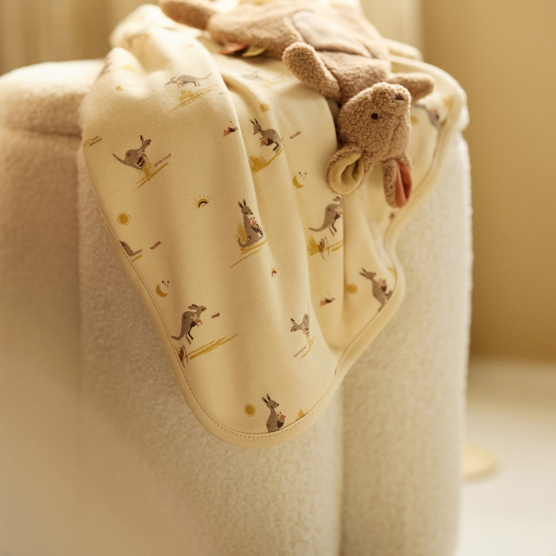 Pješčano žuta muslin spavaća vreća KANGAROOTS, 3–6 m, Jollein®