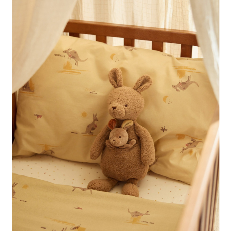 Kremasto bijela plahta za madrac 80/90x40 cm KANGAROOTS Dusty Dot, pamučni jersey, Jollein